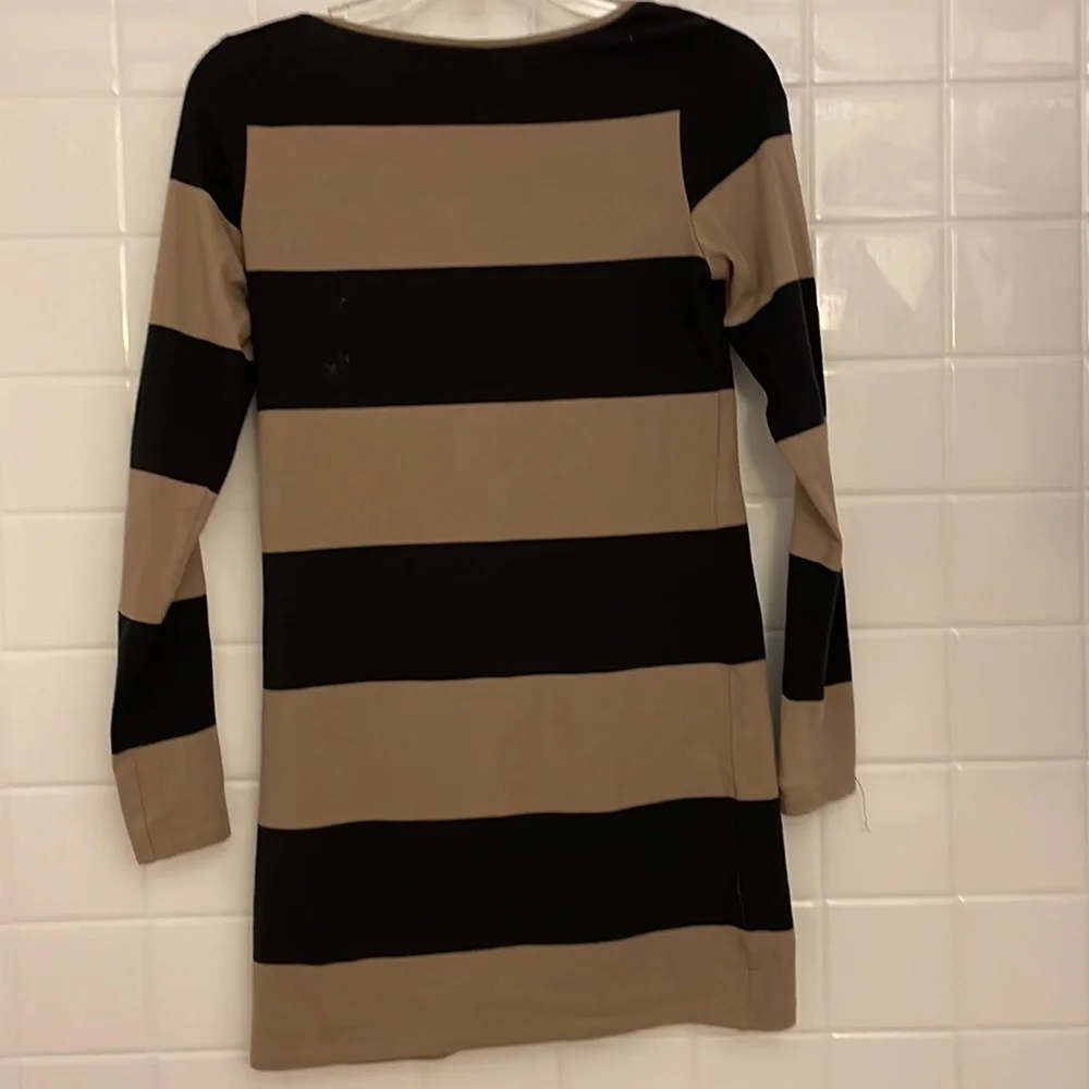 DIVIDED (by H&M) stripes dress or tunic, size 6. Colors tan and black. Stretchy - Picture 6 of 15